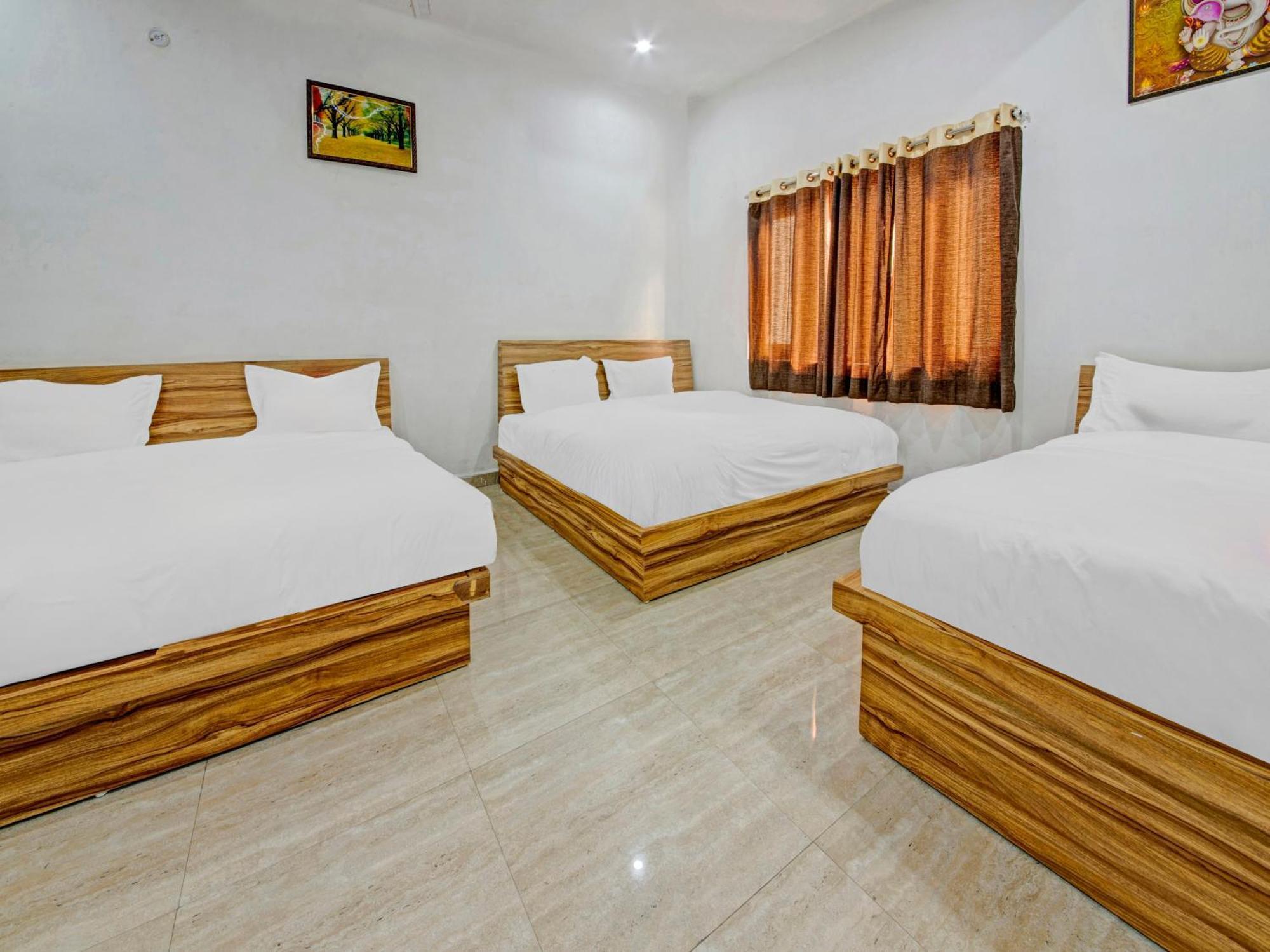 Hotel Kailasha Uttarkāshi Buitenkant foto